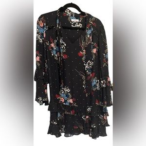 Parker floral print long bell sleeve v neck dress size medium